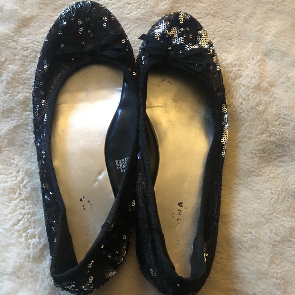 Black and silver sequined ballet flats 8.5 Nice! - Picture 7 of 8